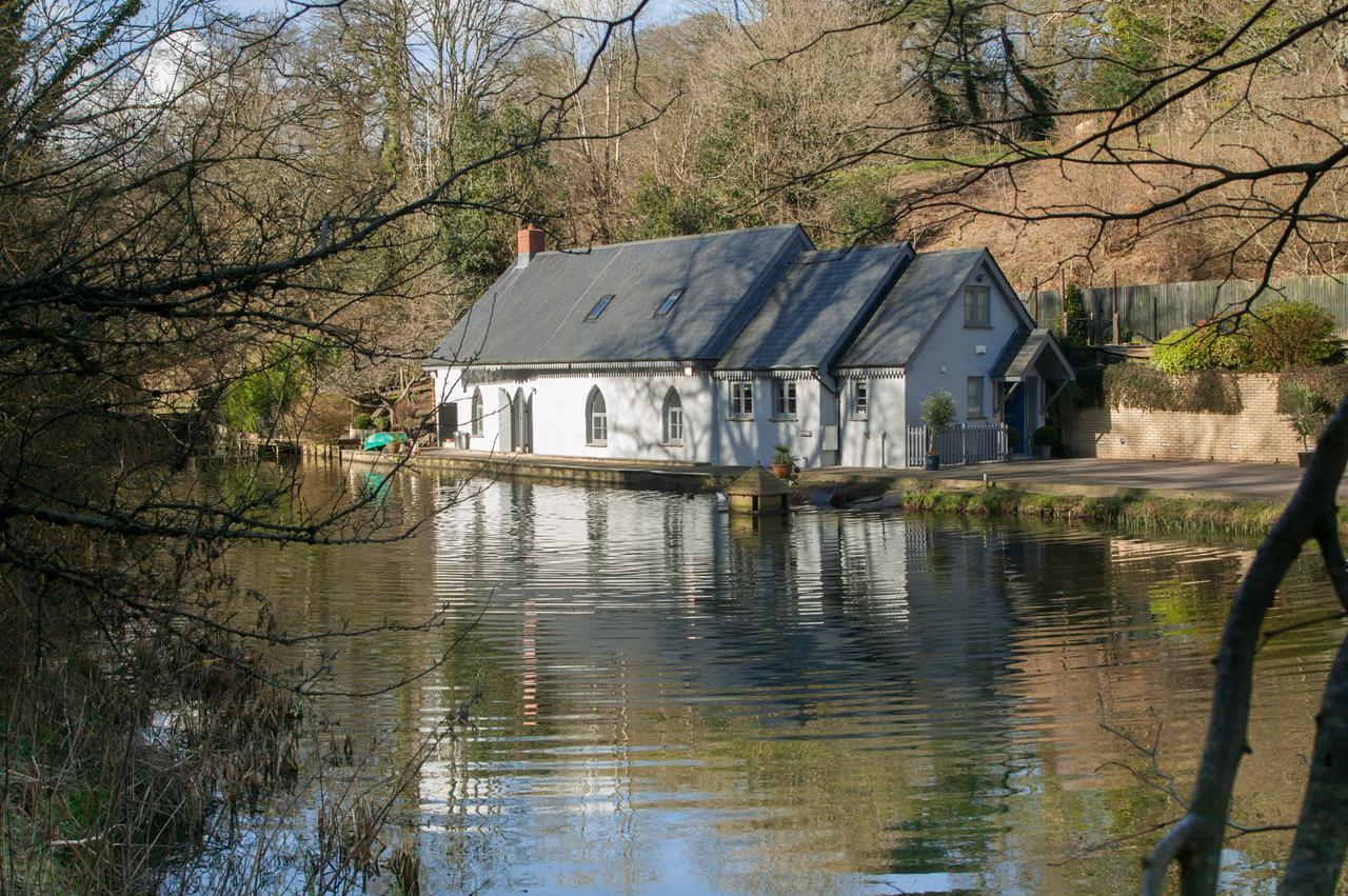 Cwrt Yr Ala Estate Cardiff Eksteriør billede